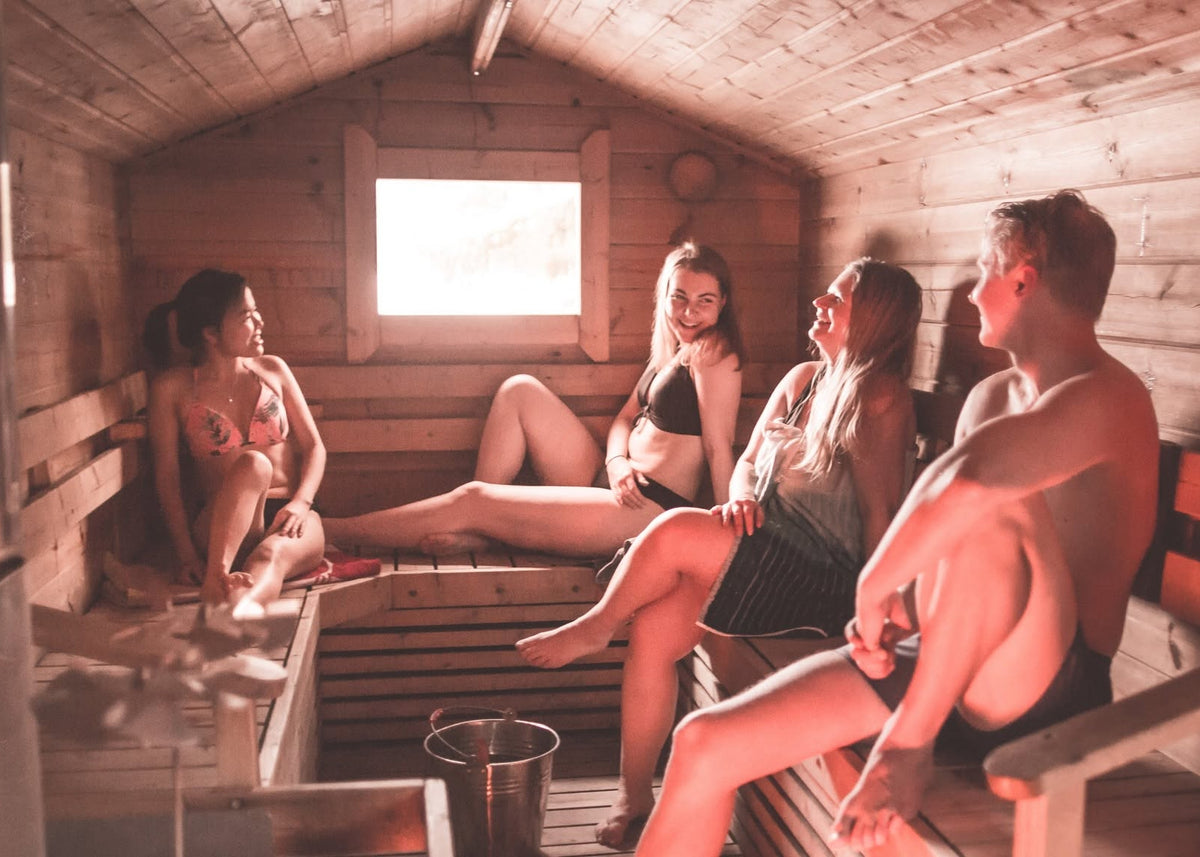 1-hour visit to Juttusauna at Suolijärvi